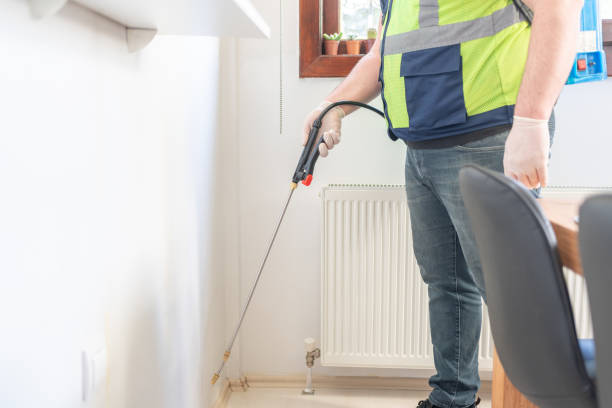 Best Bed Bug Extermination  in Brewton, AL